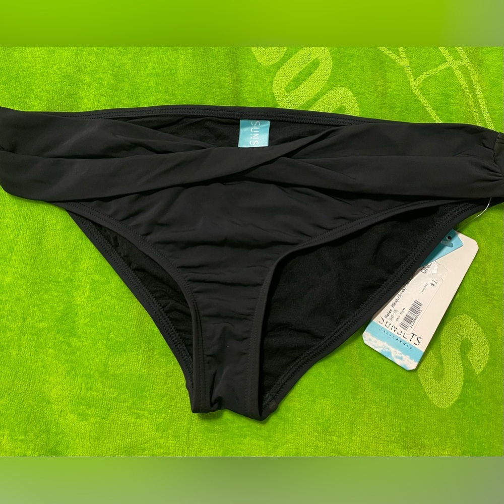 Sunsets California black bikini bottom Sz.XL